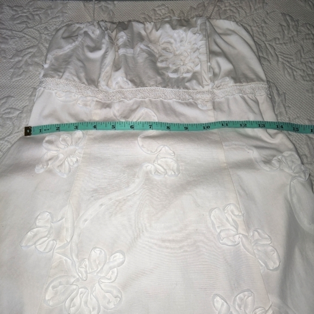 Rabbit Rabbit Rabbit Off White Strapless Dress with Floral Ribbons Size 6 - Picture 7 of 10